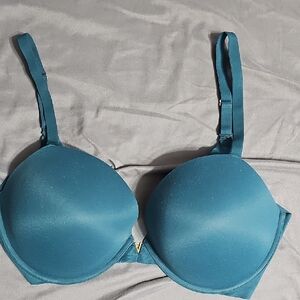 Victoria's Secret Green 38DDD Bra